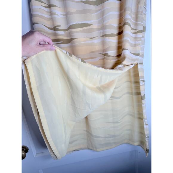 Josephine Chaus Yellow 100% Silk Skirt 💛 Size 16 💛 Tiger / Camo Print - Picture 4 of 5